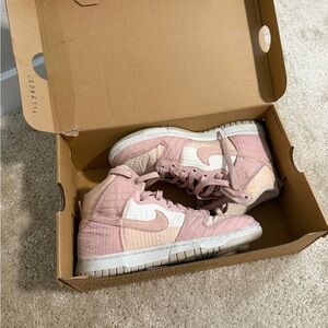 Nike Dunk High LX Next Nature
